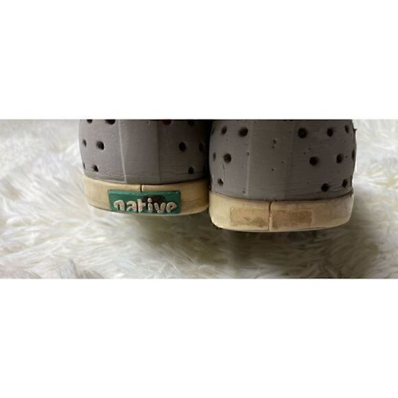 2 pair Native & Under Armour Toddler C9 Shoe Lot - Picture 13 of 16